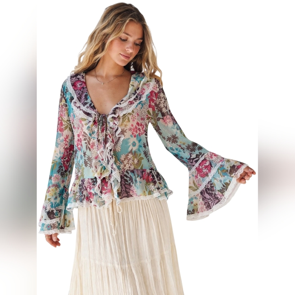 Vintage Y2K Boho Fairycore Blouse Sheer Floral Lace Ruffle Bell Sleeves Large